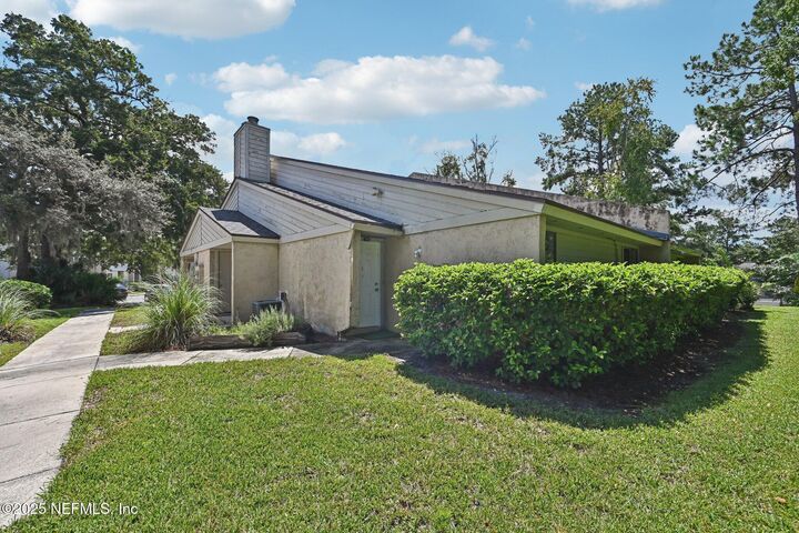 Property Photo: 3801 Crown Point Road 1174 FL 32257