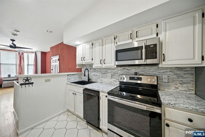 Property Photo:  224 48th 1G  NJ OTHER 