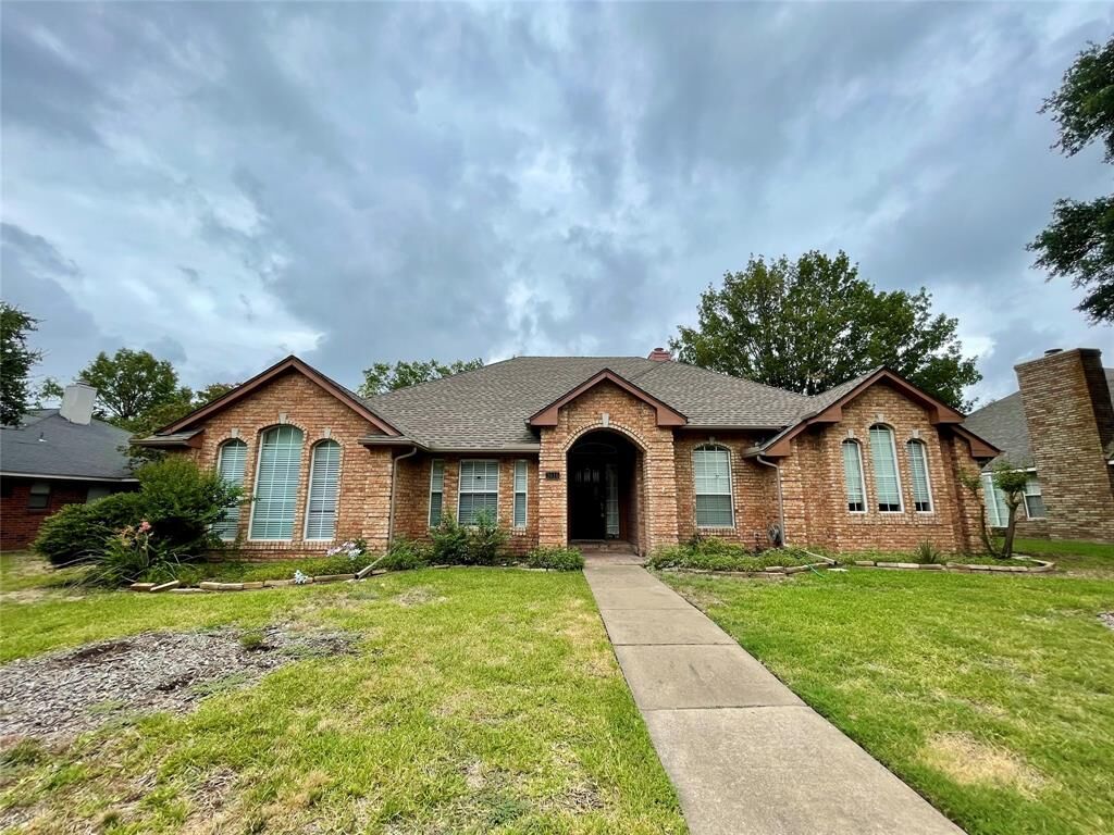 Property Photo: 3616 Worthington Way TX 75023