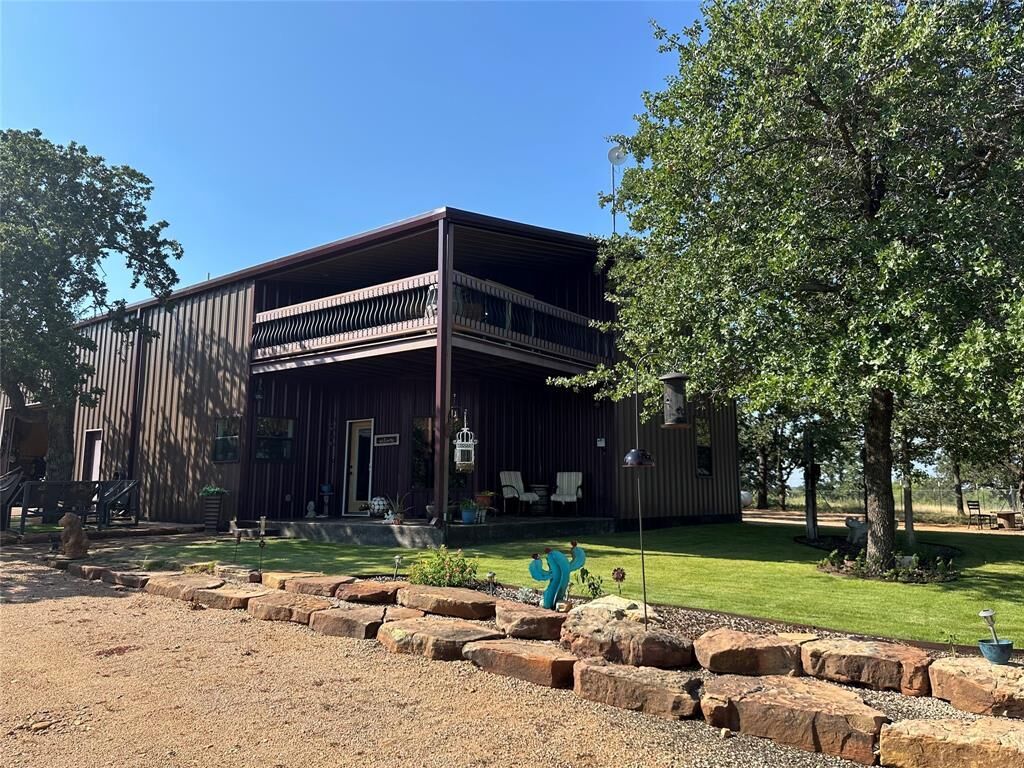 Property Photo: 561 Oak Circle TX 76802