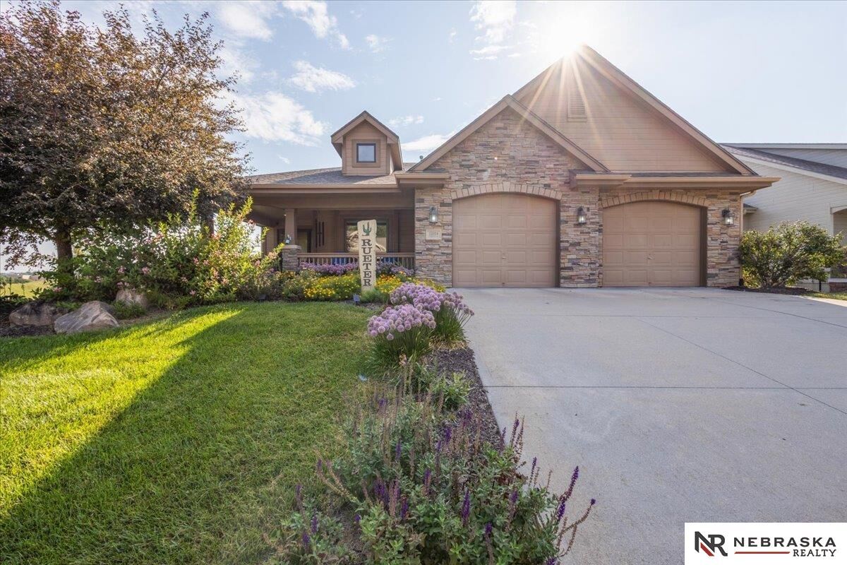 Property Photo: 12019 S 79th Avenue NE 68046