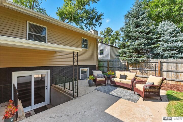Property Photo:  4705 N 96th Street  NE 68134 