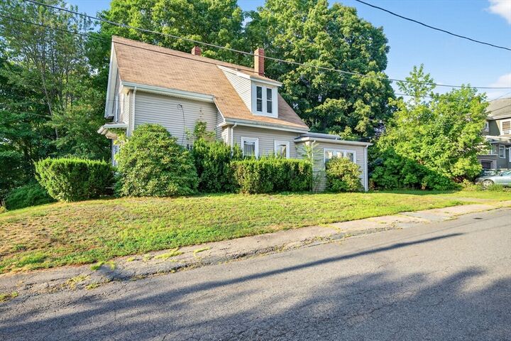Property Photo:  27 Winter St  MA 02343 
