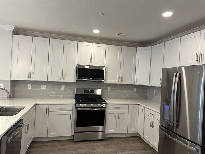 Property Photo:  320 Middlesex Ave F302  MA 02155 