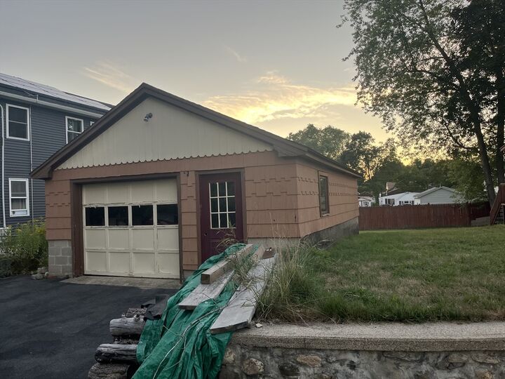 Property Photo:  17 Vinal St  MA 01826 