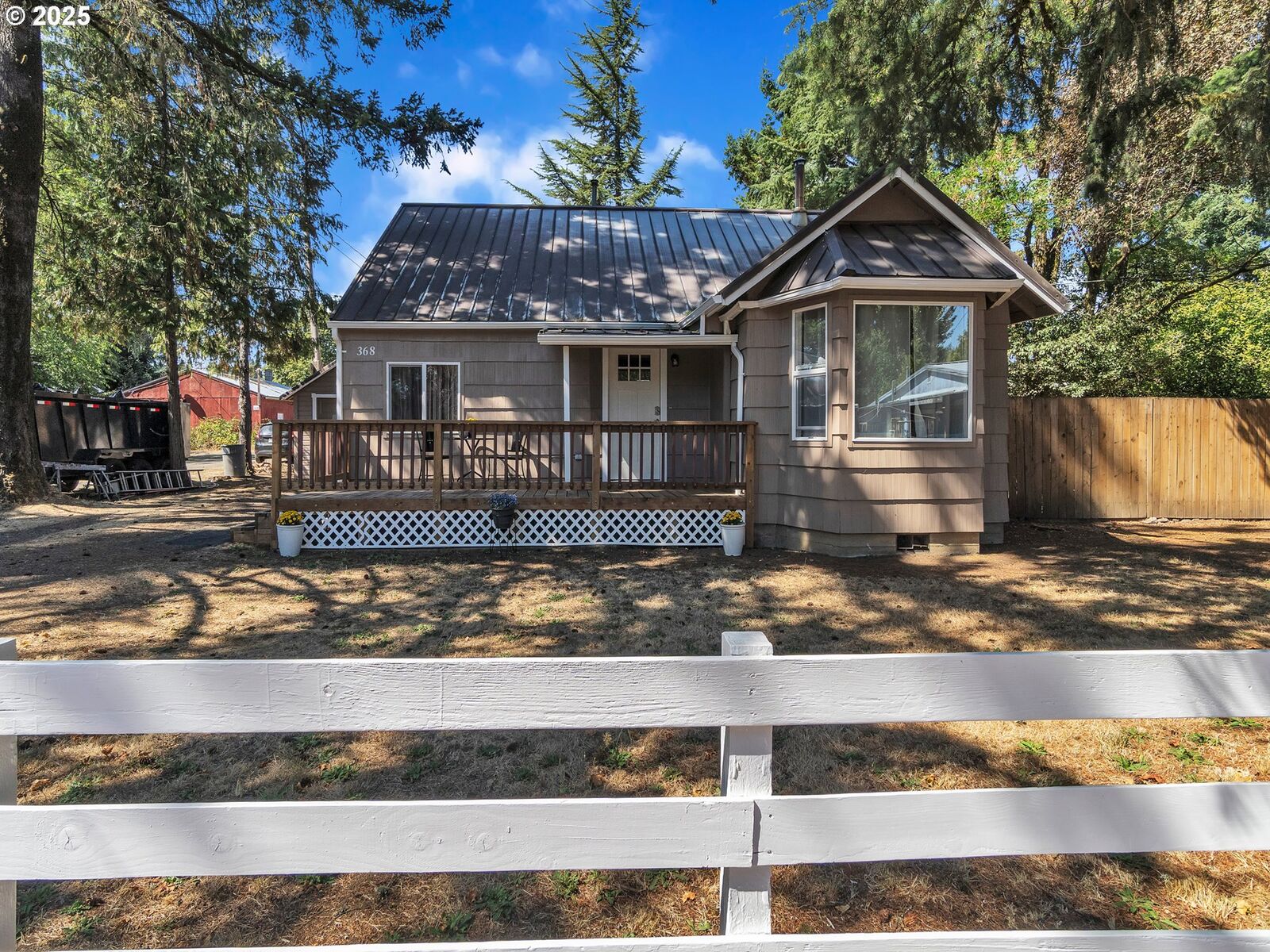 Property Photo:  368 NE Yamhill St  OR 97396 