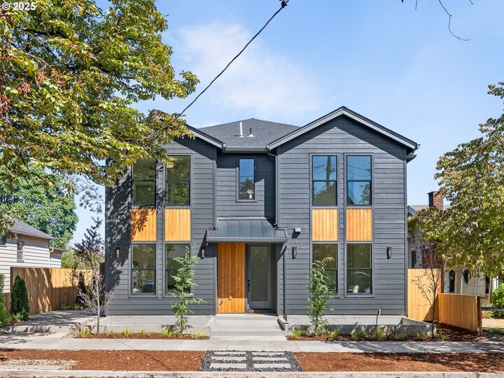 2079 SE Harold St 2  Portland OR 97202 photo