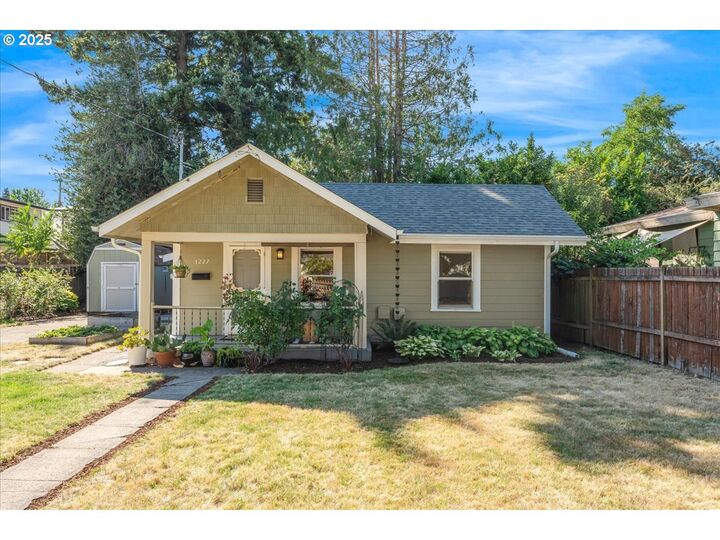 3227 NE 79th Ave  Portland OR 97213 photo