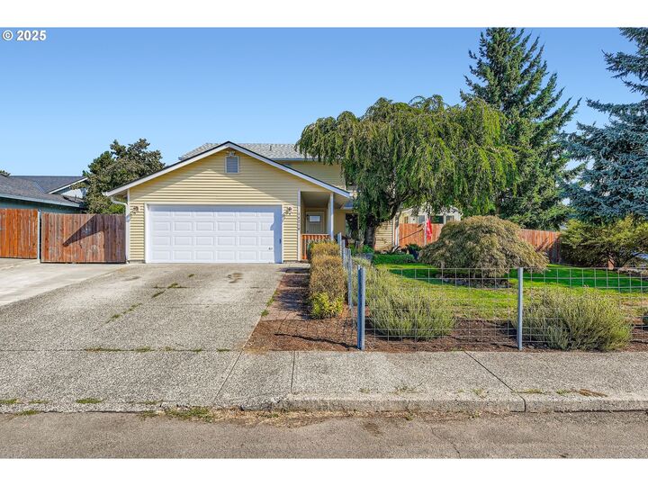 14218 NE 69th St  Vancouver WA 98682 photo