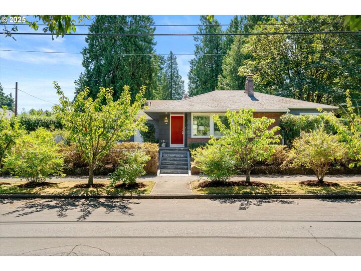 2908 NE Holman St  Portland OR 97211 photo
