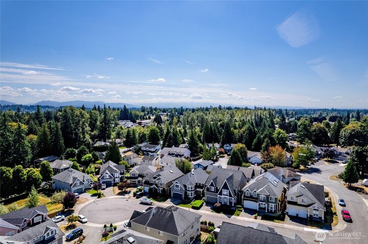 Property Photo: 12925 SE 216th Place WA 98031