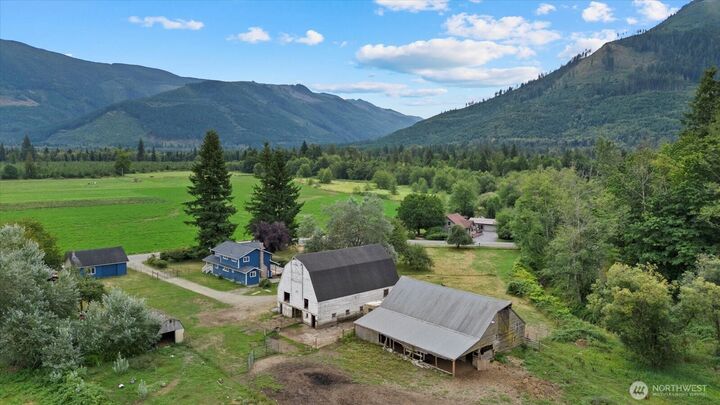 Property Photo: 31295 S Skagit Highway WA 98284