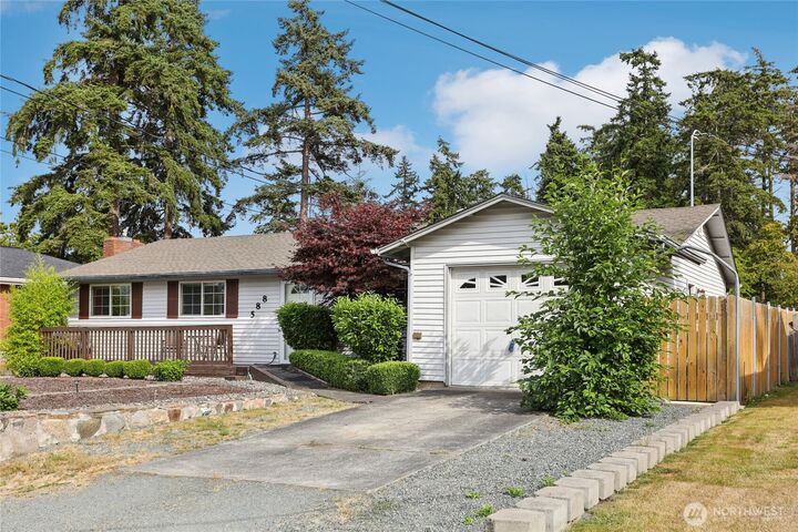 Property Photo: 588 NE Harvest Drive WA 98277