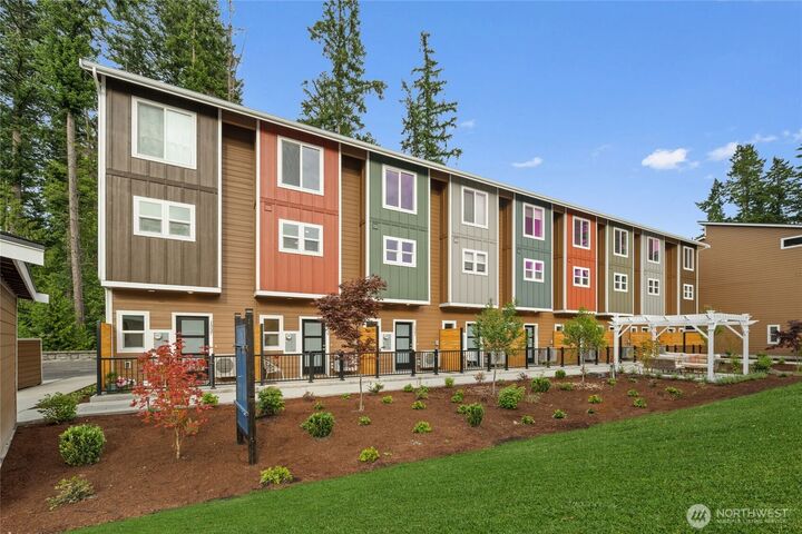 Property Photo: 1341 Nolta Loop NE WA 98110