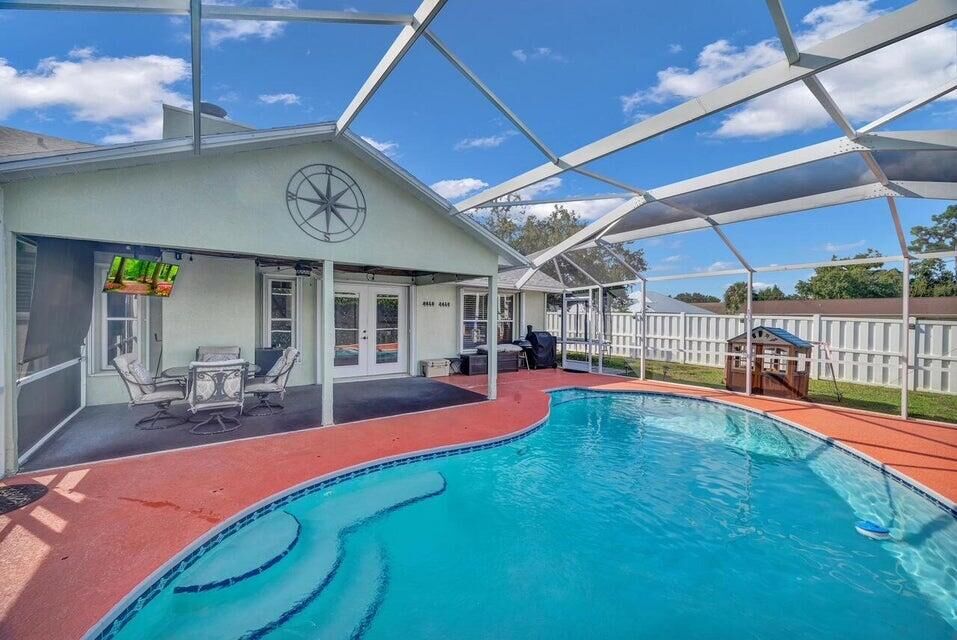 Property Photo: 1900 SW Logwood Road FL 34953