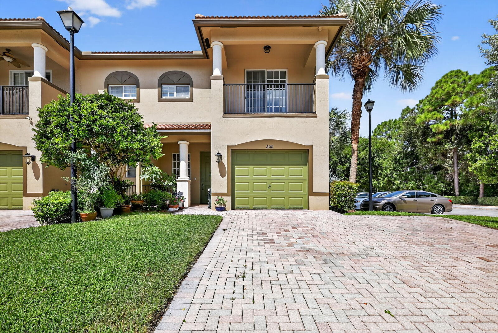 Property Photo: 6272 S Military Trail 206 FL 33463