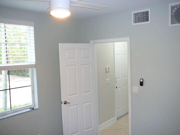 Property Photo: 1109 Florida Avenue FL 33401