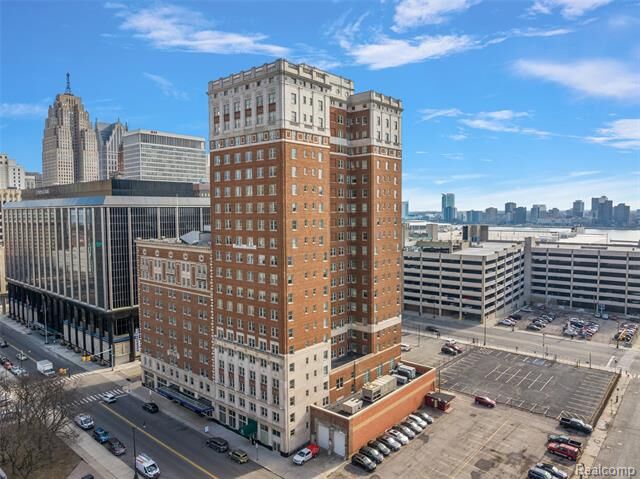 525 W Lafayette Boulevard 20C  Detroit MI 48226 photo