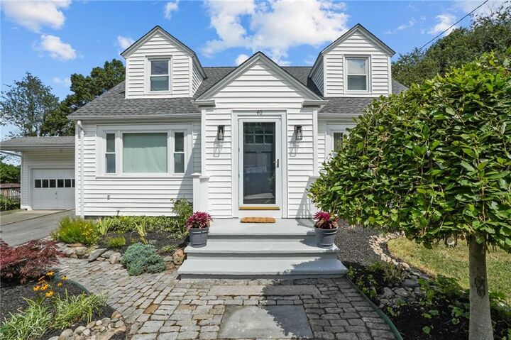 40 Hambly Road  Tiverton RI 02878 photo