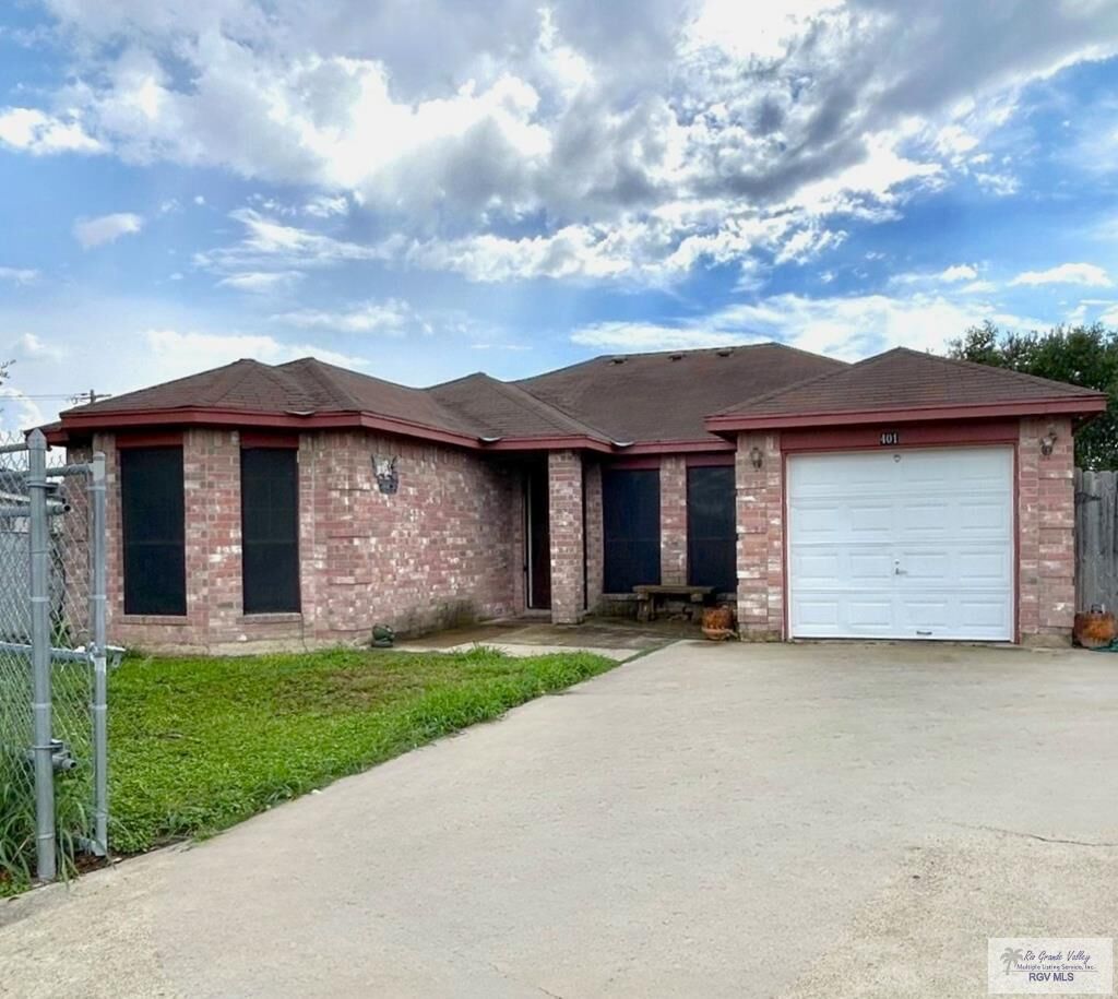 Property Photo: 401 Amber Dr. TX 78596