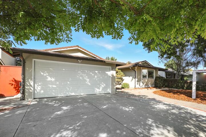 Property Photo: 32461 Darlene Way CA 94587