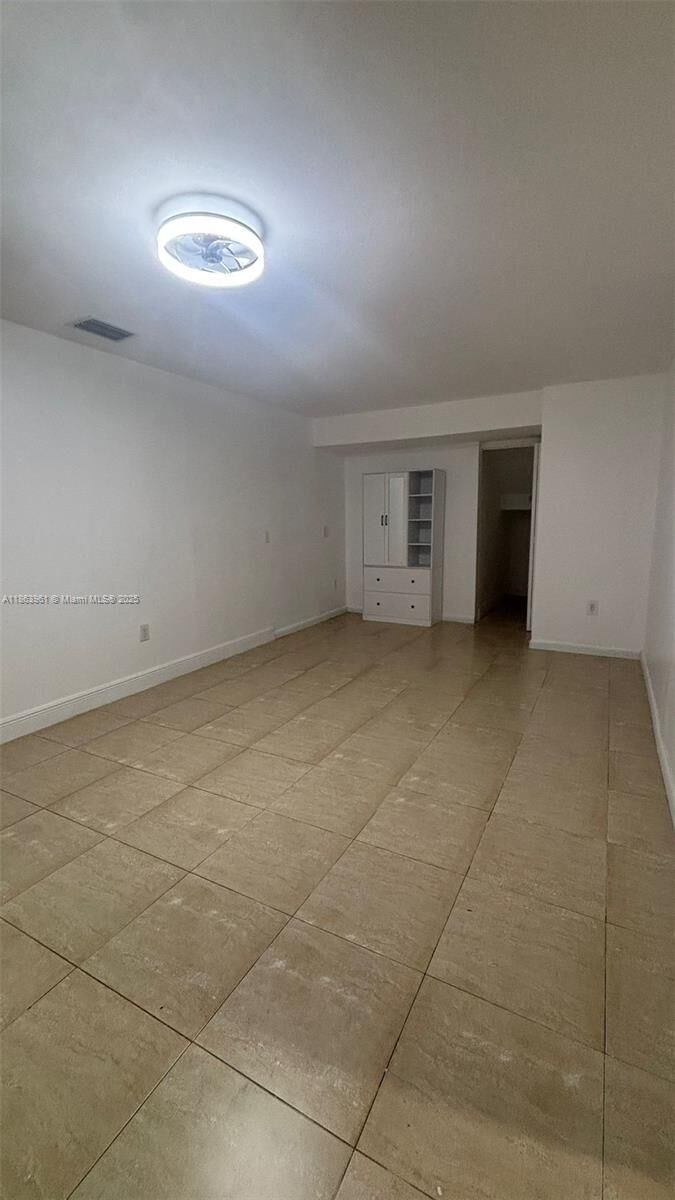 Property Photo: 14392 SW 95th Ter B FL 33186