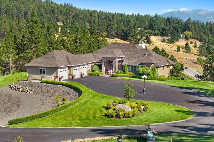 Property Photo: 5721 N Forker Rd WA 99216