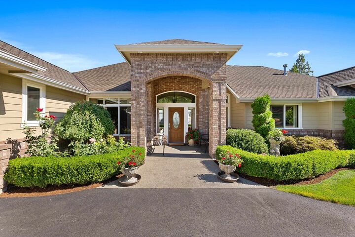 Property Photo:  5721 N Forker Rd  WA 99216 