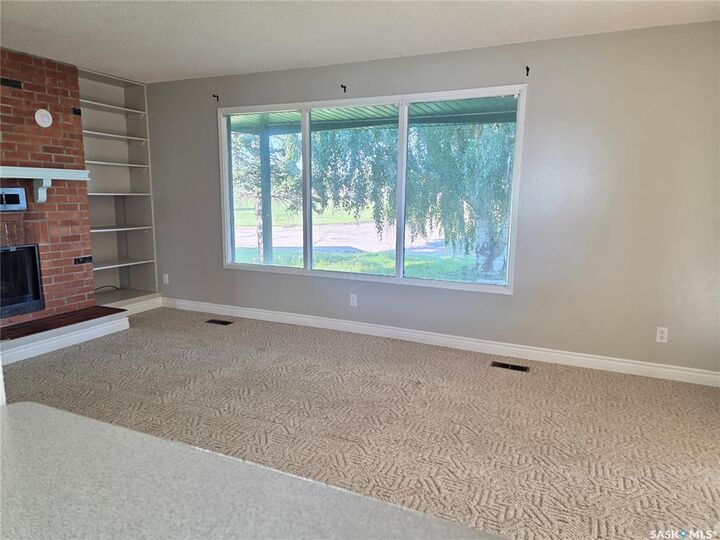 Property Photo: 47 Tufts Crescent SK S0L 2N0