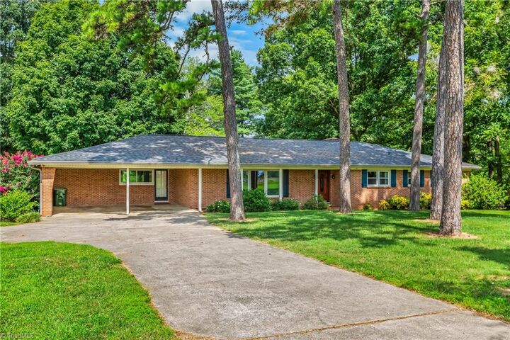 Property Photo: 8544 Walnut Cove Road NC 27052