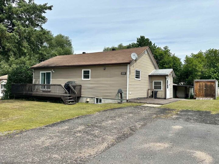 Property Photo:  131 6th Street  ON P0H 1V0 