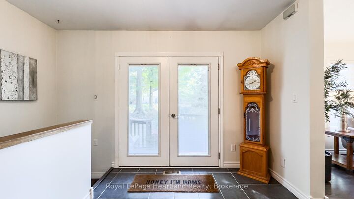 Property Photo: 216 Shadywood Crescent ON N2Z 2X3