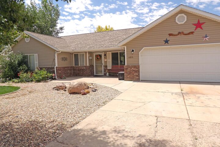 4355 N Maple Ln  Enoch UT 84721 photo