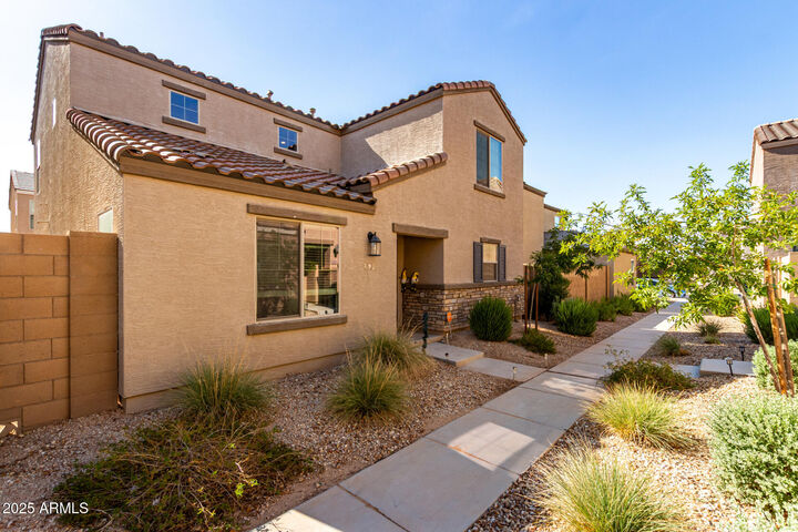 8059 W Agora Lane  Phoenix AZ 85043 photo