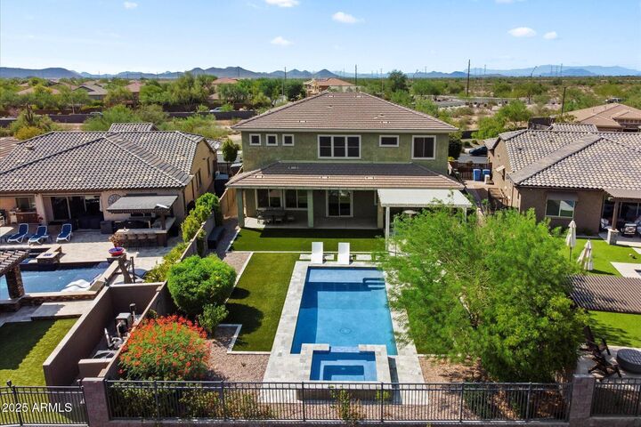 Property Photo:  23213 N 44th Place  AZ 85050 