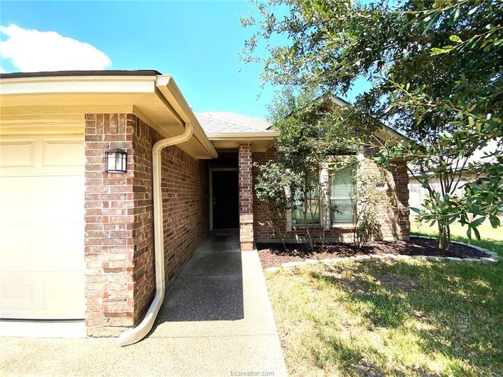 Property Photo: 919 Turtle Dove Trail TX 77845