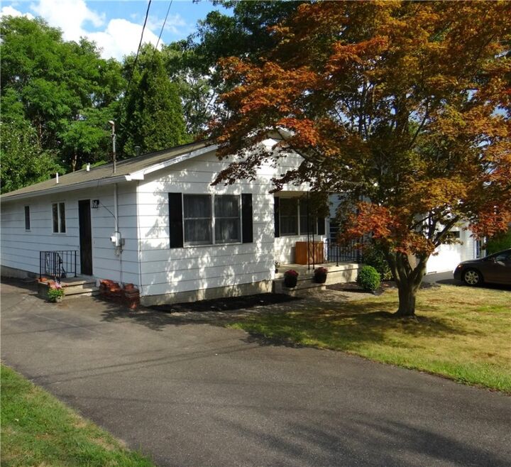 Property Photo: 410 Guinnip Avenue NY 14905
