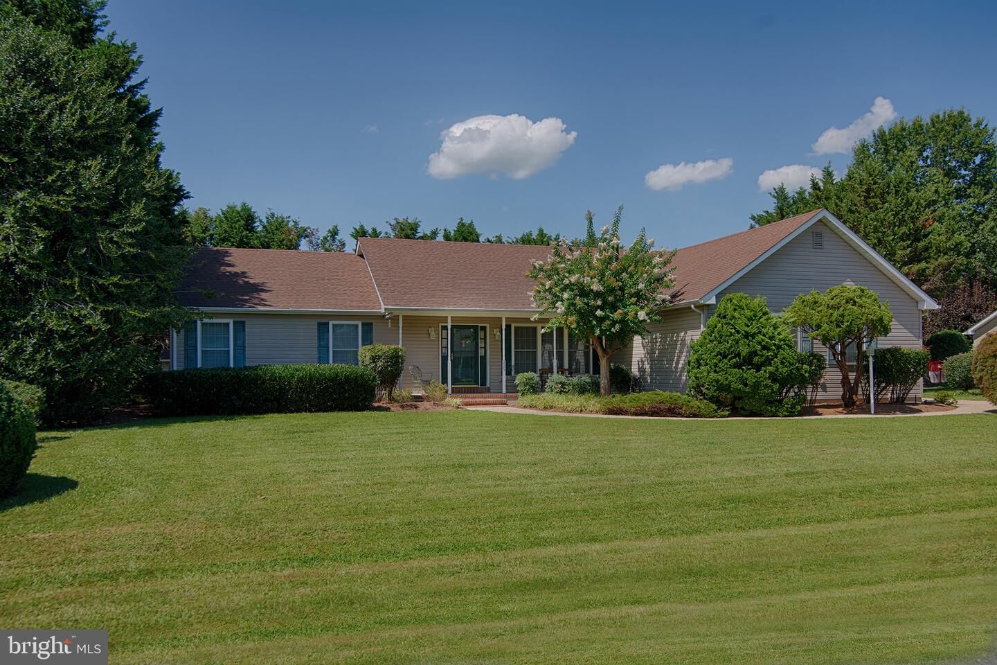 Property Photo:  225 Duke Of Kent Street  MD 21620 