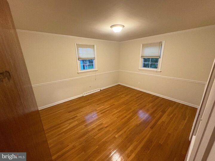 Property Photo: 10 Dorking Court DE 19808
