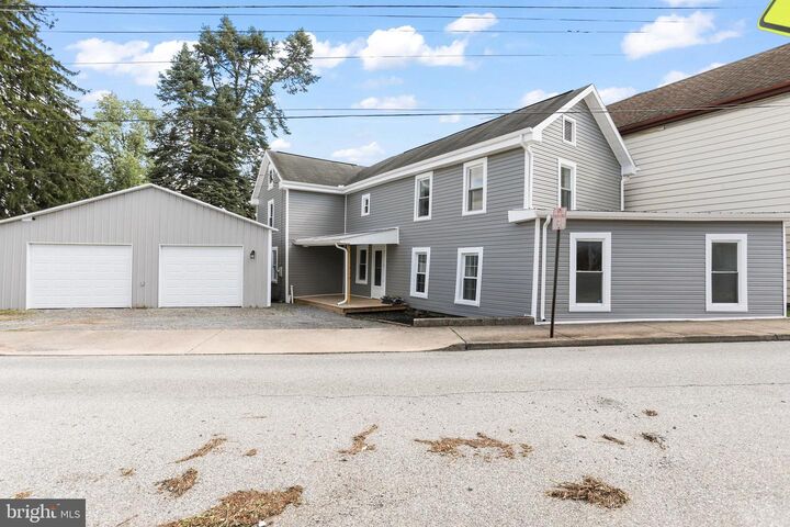 115 Cleveland Avenue  Waynesboro PA 17268 photo