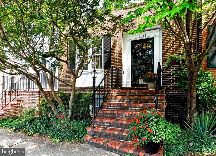 Property Photo:  6323 Barrister Place  VA 22307 