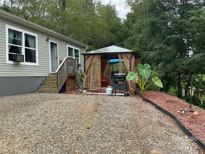 30 W Skyland Circle  Asheville NC 28804 photo