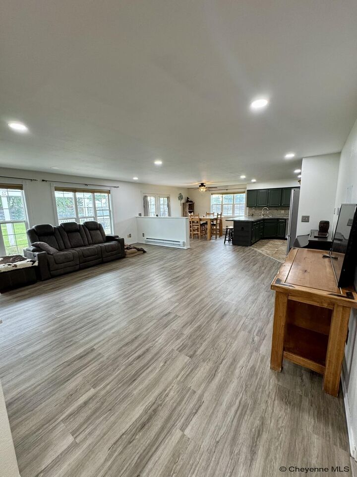 Property Photo: 1103 22nd St WY 82201