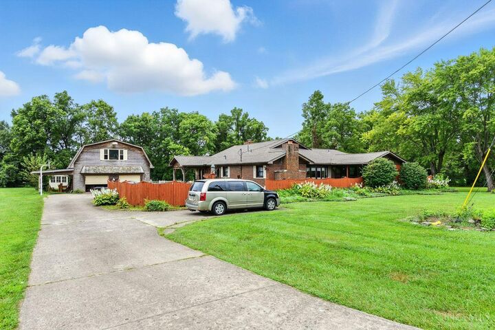 Property Photo: 81 Grandview Drive OH 45036