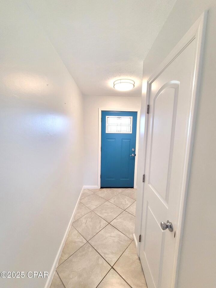 Property Photo:  325 Alexander Drive  FL 32444 