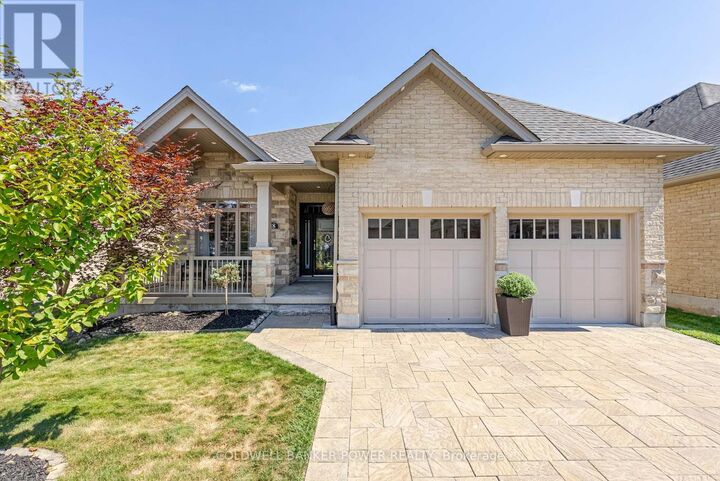 Property Photo: 2081 Wallingford Avenue 18 ON N6G 0K1