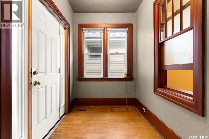 Photo de la propriété: 1927 Montreal Street SK S4P 1L4