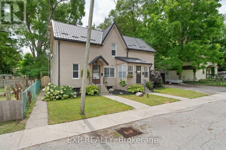 Property Photo:  166 Mehring Avenue  ON N0L 2P0 