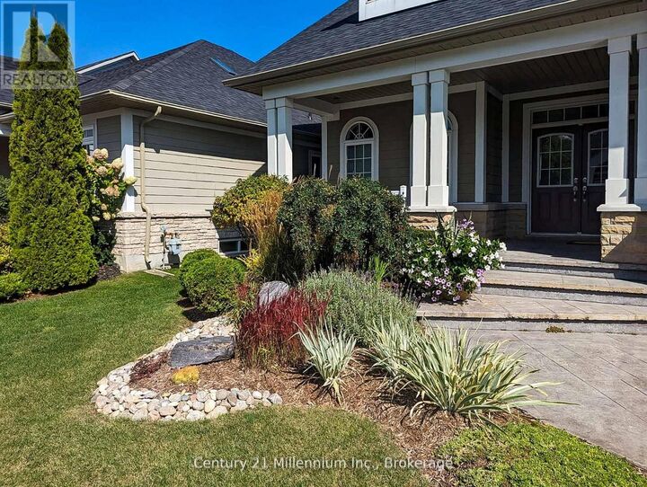Photo de la propriété:  7 Clubhouse Drive  ON L9Y 4Z5 