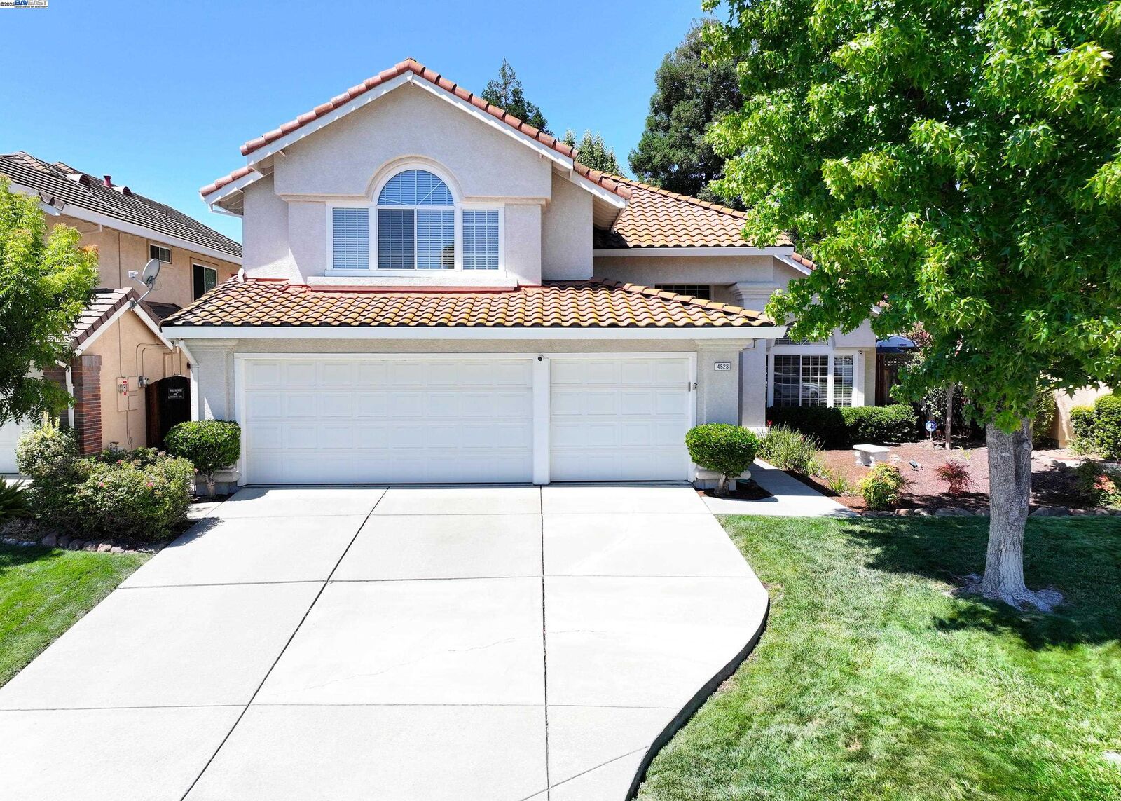 Property Photo: 4528 Fallow Way CA 94509